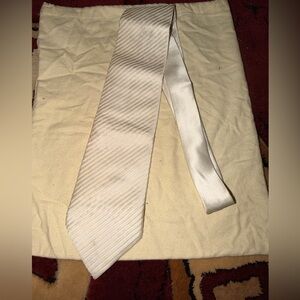 Silk next tie